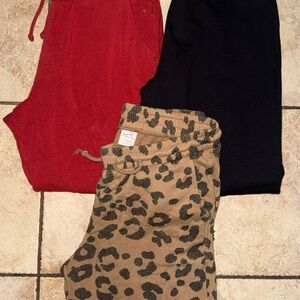 Women’s Sweats lot Black Red Cheetah Print size Medium